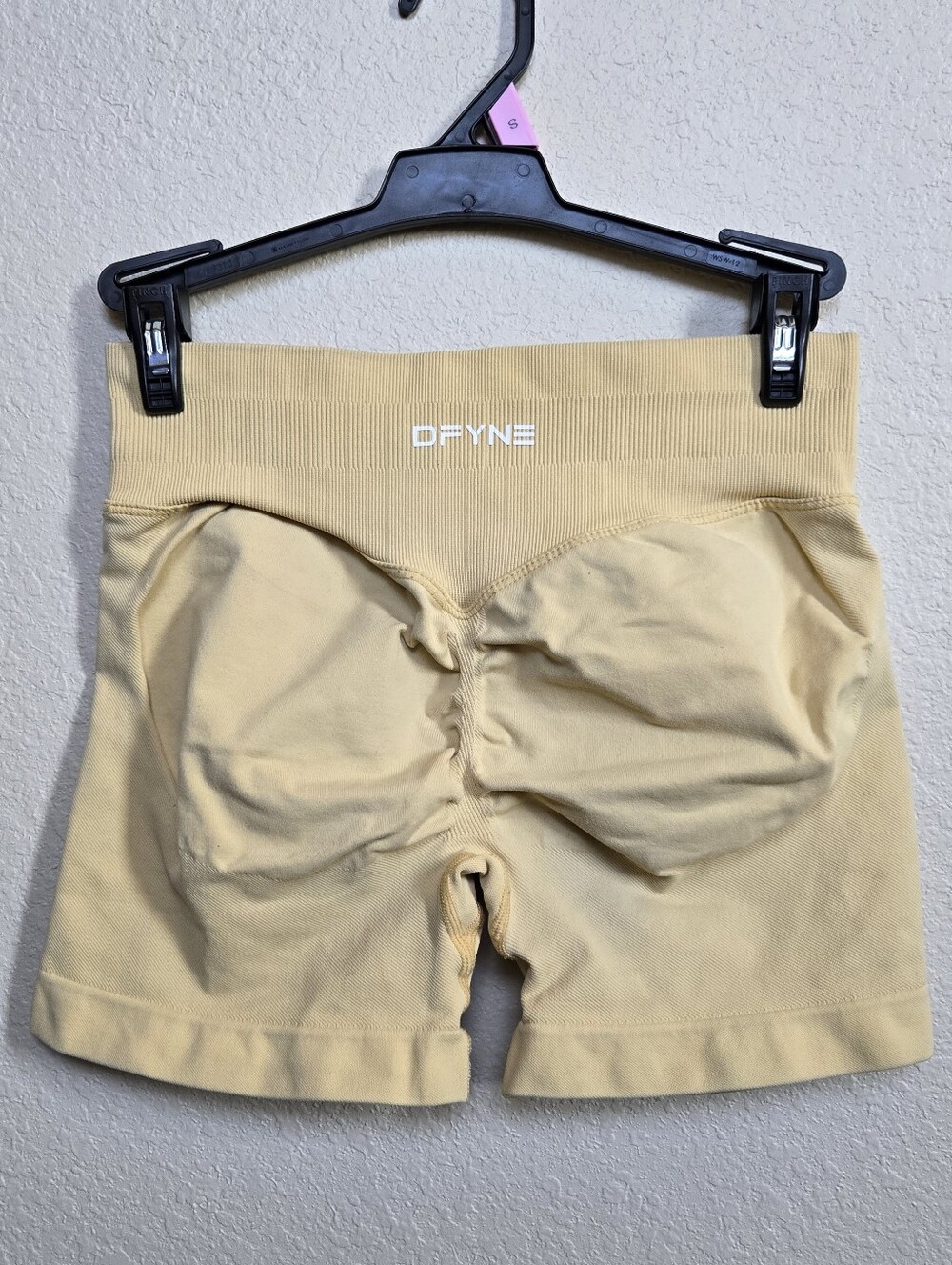 Dfyne Lanyi Yellow Scrunch Shorts Small